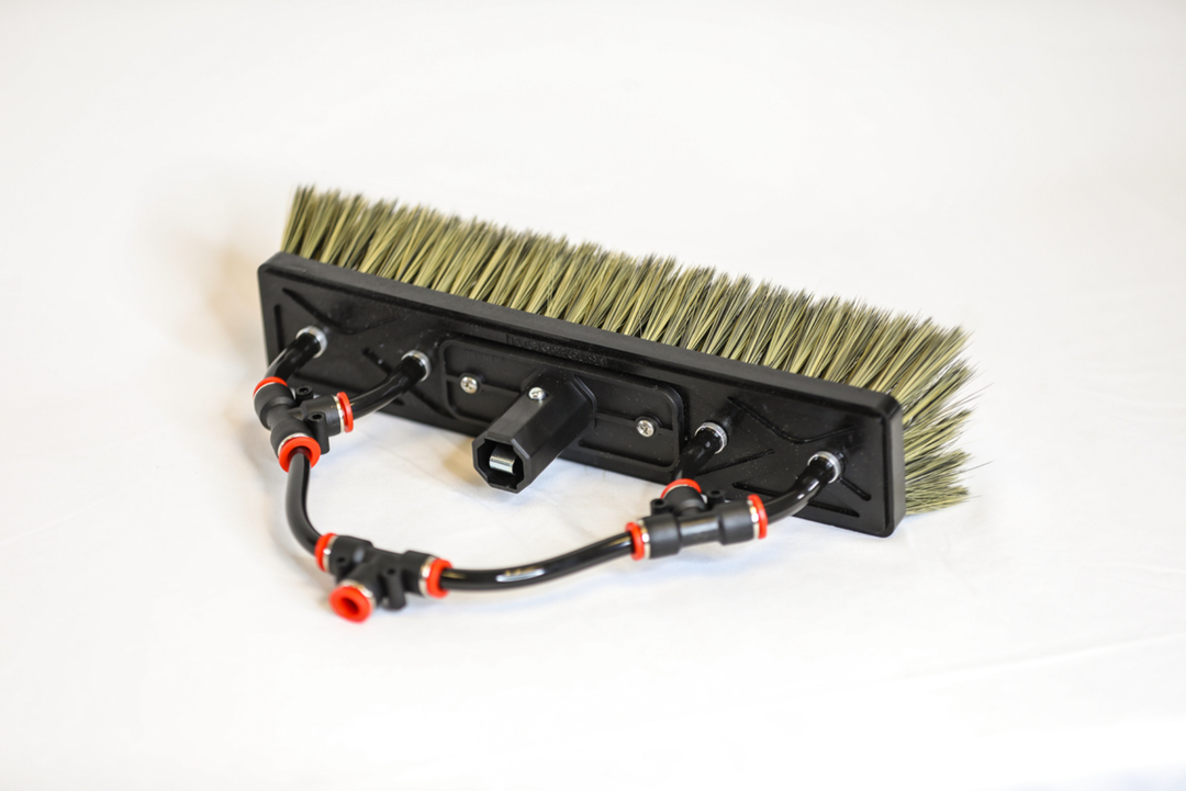 Tucker® Glide Bristle Brush - 4 Pencil Brush