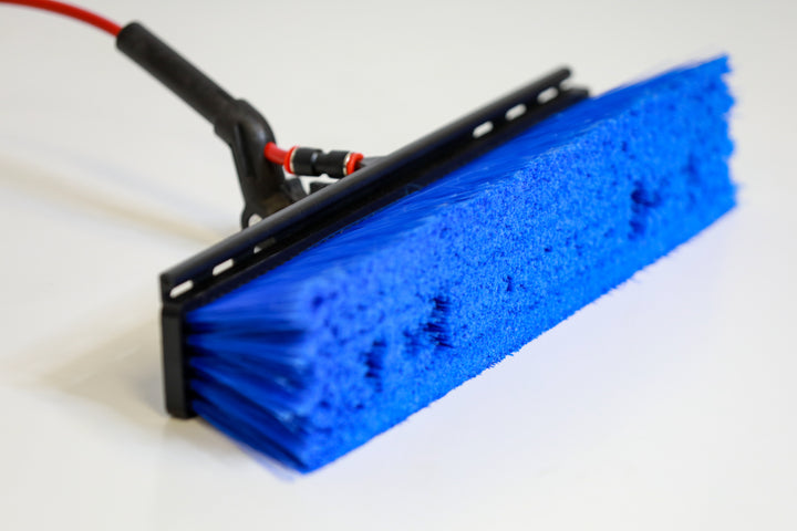 Tucker® Alpha Solar XL Brush
